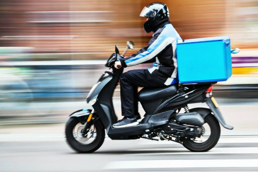 Read more about the article Yamaha Scooters: Things You Need to Know